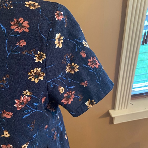 Emery and Rose dress - Picture 4 of 4